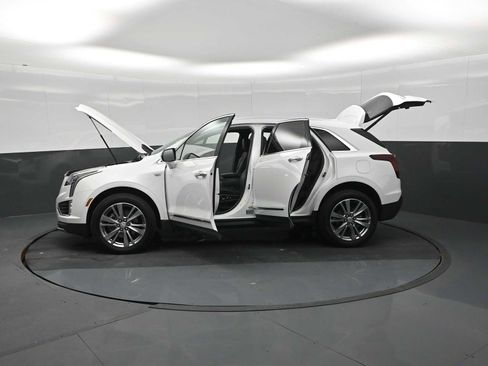 Used 2024 Cadillac XT5 Premium Luxury FWD image 39