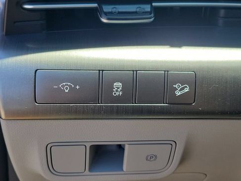 New 2027 Hyundai Kona SE FWD image 19