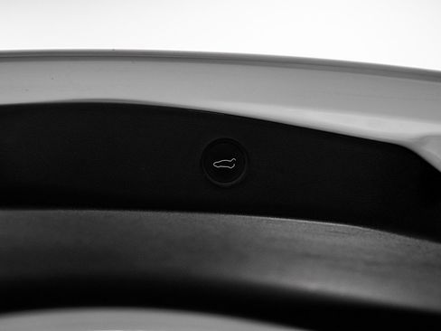 Used 2023 Tesla Model 3 Standard Range image 50