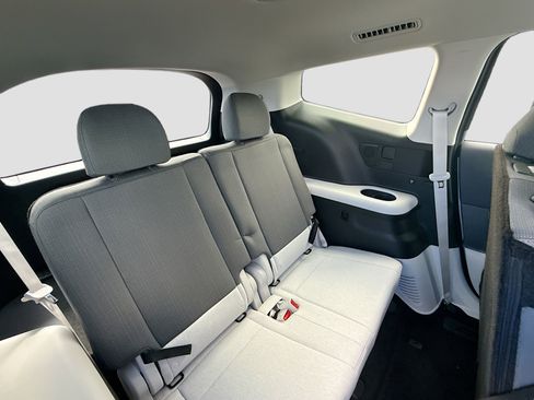 New 2026 Hyundai Ioniq 9 SE image 20