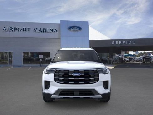 New 2025 Ford Explorer Active image 7