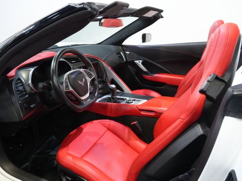 Used 2015 Chevrolet Corvette Z06 w/ 3LZ Preferred Equipment Group image 30