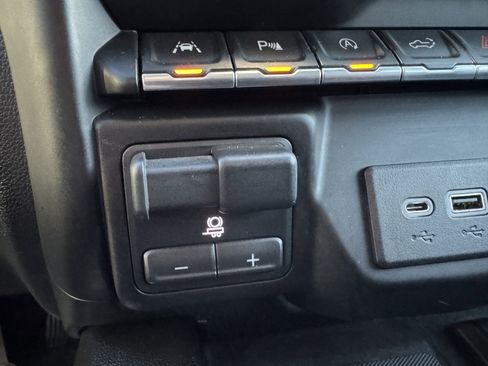 Used 2020 GMC Sierra 1500 Denali w/ Denali Ultimate Package image 29