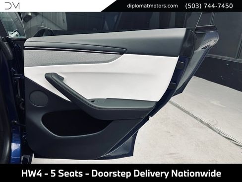 Used 2026 Tesla Model Y Long Range AWD/4WD image 27