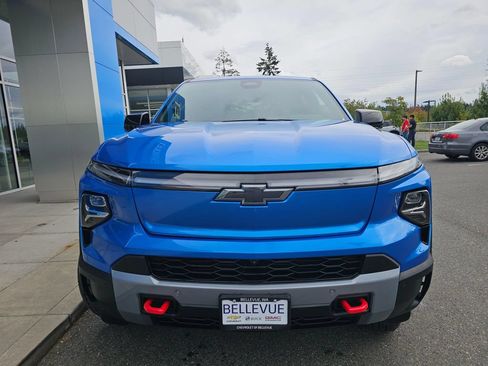 Used 2026 Chevrolet Silverado EV Trail Boss AWD/4WD image 2