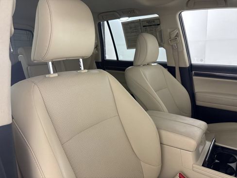 Used 2021 Lexus GX 460 Premium w/ Premium Package AWD/4WD image 33