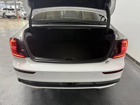 Used 2024 Volvo S60 B5 Plus image 21