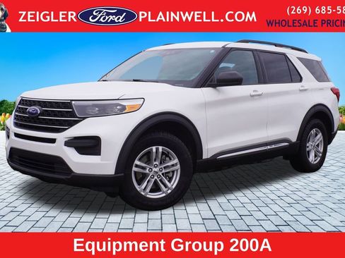 Used 2020 Ford Explorer XLT w/ Comfort Package image 1