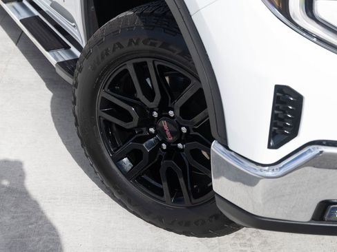 Used 2023 GMC Sierra 1500 SLT w/ SLT Premium Package image 8