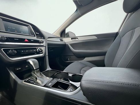 Used 2019 Hyundai Sonata SE image 54