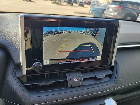 Used 2025 Toyota RAV4 LE image 20