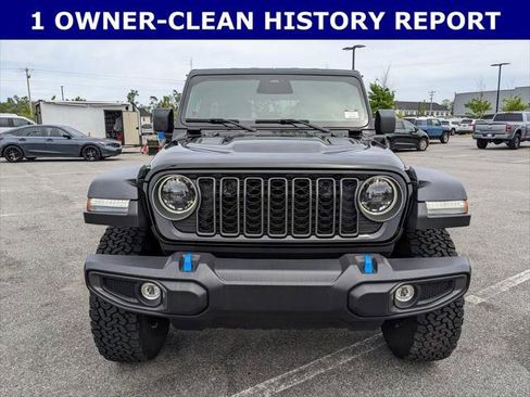 Certified 2025 Jeep Wrangler Unlimited Rubicon 4xe w/ Safety Group AWD/4WD image 8