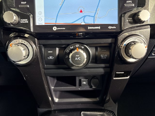 Used 2022 Toyota 4Runner TRD Off-Road Premium w/ TRD Black Wheel Package (TMS) AWD/4WD image 35