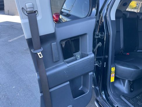 Used 2008 Toyota FJ Cruiser 4WD w/ Upgrade Pkg 2 image 22