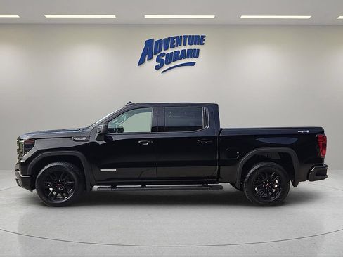 Used 2025 GMC Sierra 1500 Elevation AWD/4WD image 4