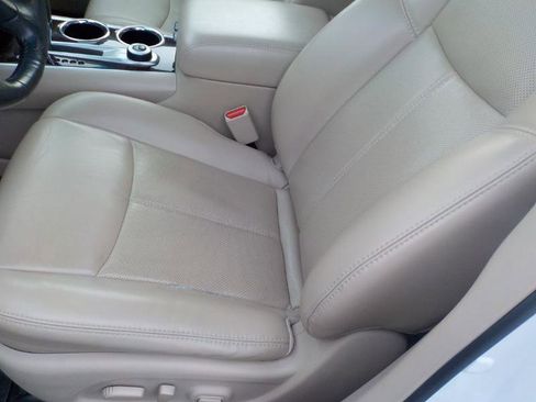 Used 2016 Nissan Pathfinder Platinum w/ Family Entertainment Package image 20