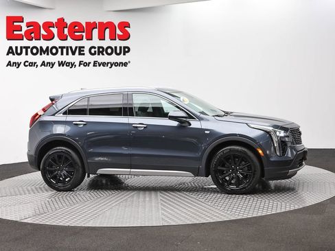 Used 2020 Cadillac XT4 Premium Luxury w/ Sun And Sound Package AWD/4WD image 4