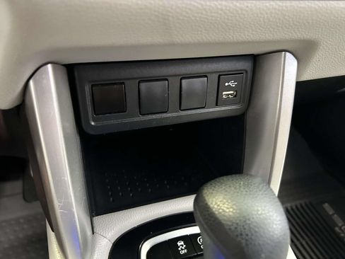 Used 2022 Toyota Corolla Cross L FWD image 21