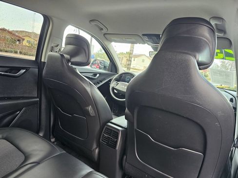 Used 2023 Kia Niro Wind FWD image 16