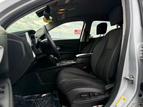 Used 2017 Chevrolet Equinox LT w/ Convenience Package FWD image 27