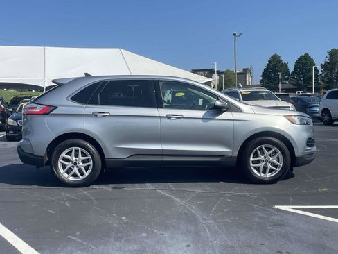Used 2024 Ford Edge SEL AWD/4WD image 8