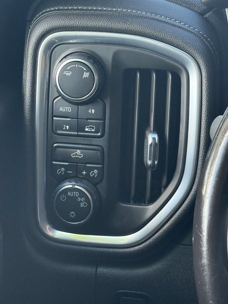 Used 2019 Chevrolet Silverado 1500 LT w/ All-Star Edition AWD/4WD image 18