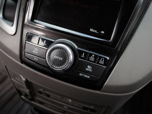 Used 2015 Honda Odyssey Touring Elite image 36