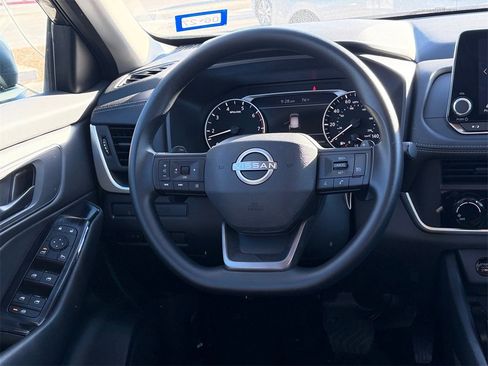 Certified 2025 Nissan Rogue S image 20