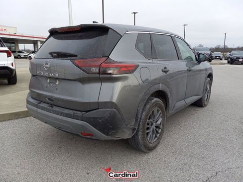 Used 2023 Nissan Rogue S image 6