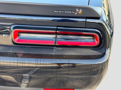 Used 2022 Dodge Challenger R/T Scat Pack image 25