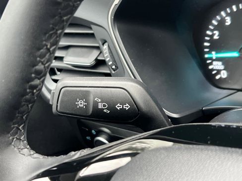 Used 2022 Ford Escape SE w/ Convenience Package image 19