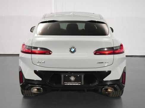 Used 2022 BMW X4 xDrive30i w/ M Sport Package 2 AWD/4WD image 12