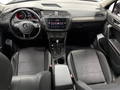 Used 2018 Volkswagen Tiguan SEL FWD image 20