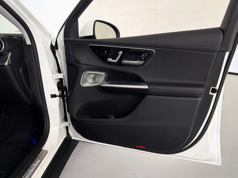 Certified 2024 Mercedes-Benz GLC 300 image 24