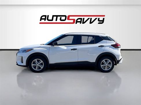 Used 2024 Nissan Kicks S image 4