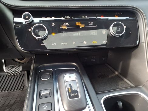 Certified 2023 INFINITI QX60 Pure image 17