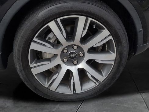Used 2019 Land Rover Discovery HSE AWD/4WD image 6