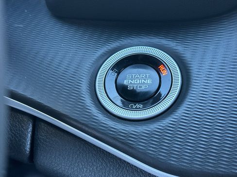 Certified 2024 Jeep Grand Cherokee L Altitude image 23