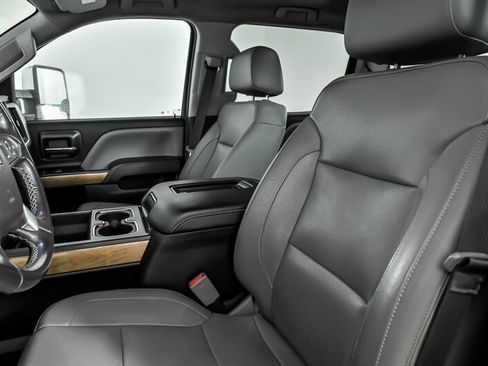 Used 2018 Chevrolet Silverado 3500 LTZ w/ Duramax Plus Package image 20