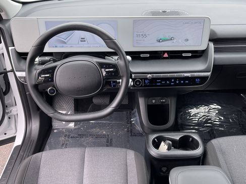 Certified 2024 Hyundai Ioniq 5 SEL RWD image 12