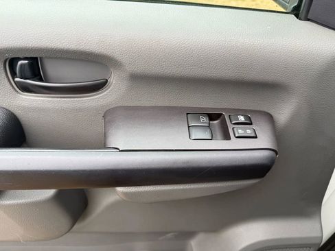 Used 2016 Nissan NV 2500 SV w/ Technology Package image 15