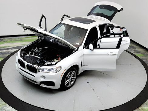 Used 2017 BMW X6 xDrive35i AWD/4WD image 37