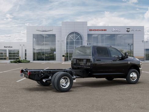 New 2026 RAM 3500 Tradesman w/ Chrome Appearance Group A AWD/4WD image 4