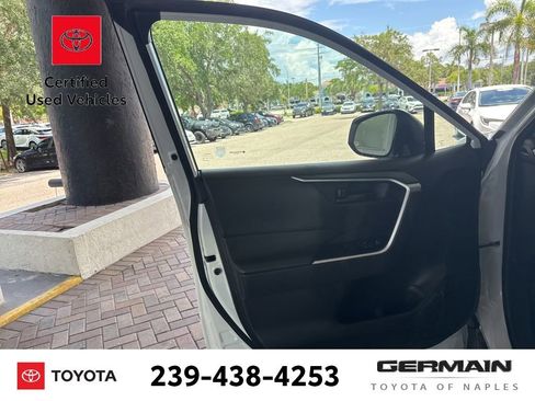 Used 2023 Toyota RAV4 LE FWD image 18
