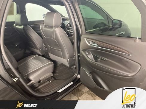 Used 2023 Buick Enclave Avenir w/ Trailering Package, 5000 lbs. AWD/4WD image 20
