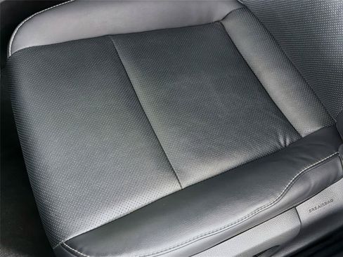 Used 2019 Lexus UX 200 FWD image 15