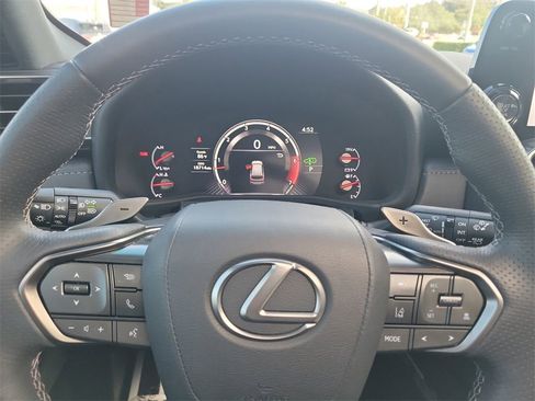 Used 2024 Lexus LX 600 F Sport image 29