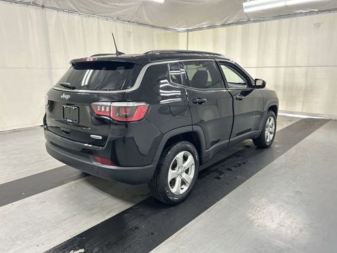 Used 2019 Jeep Compass Latitude w/ Popular Equipment Group image 2