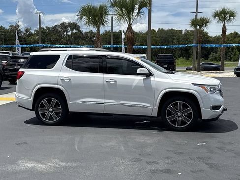 Used 2019 GMC Acadia Denali w/ Technology Package FWD image 6