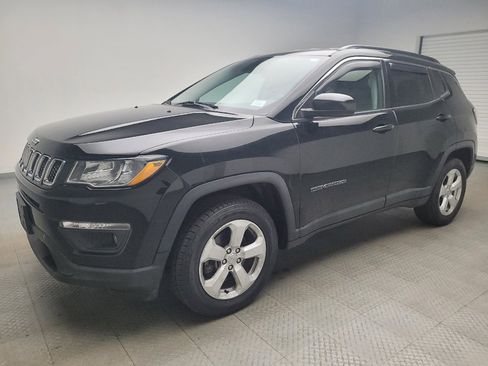 Used 2018 Jeep Compass Latitude w/ Popular Equipment Group image 2